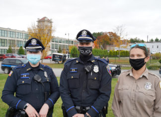 Community thanks first responders at rally backing ‘red and blue’