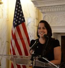 de la Cruz named Senate minority leader
