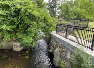 Town looks to purchase Pascoag waterfront property for use as open space, walking trails