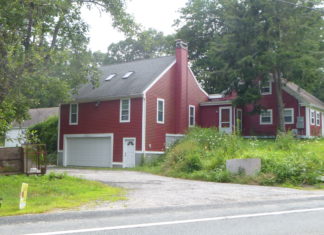 Glocester zoners reject request for residential kennel to house canine actors