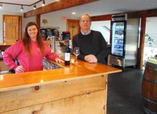 ‘The Mulberry effect’ wins over visitors: Growing Glocester vineyard given Joan M. Scorpio Award