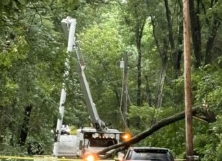 Thousands lose power in Glocester following Wednesday night storm