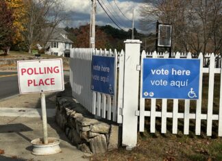 Northern RI votes early in high numbers