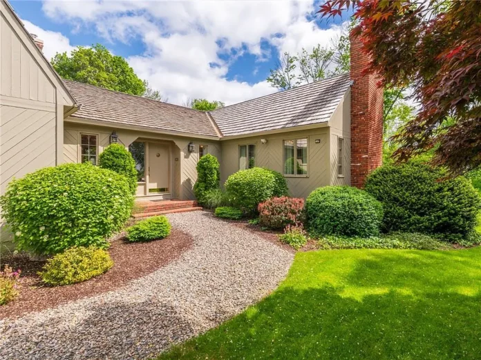 Property sales in North Smithfield from October 15 through October 24