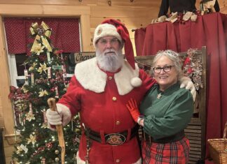 Candlelight shopping kickoff, tree lighting & a wreath fundraiser: Seven things to know in Glocester this week
