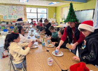 Basketball fundraiser, Christmas services & a hometown gig: Six things to know in Burrillville this week