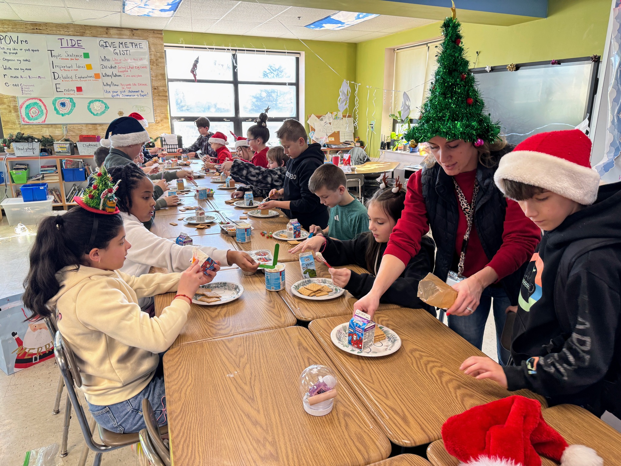 Basketball fundraiser, Christmas services & a hometown gig: Six things to know in Burrillville this week