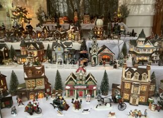 Displays in Pascoag & North Smithfield named best holiday villages of 2025