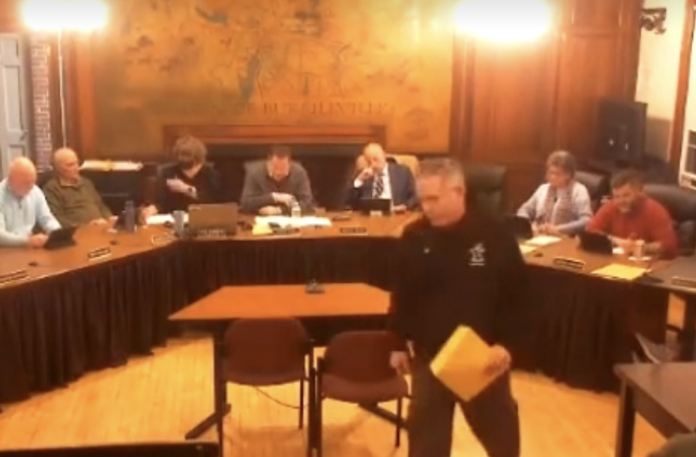 Burrillville council approves gun sales license for home on Douglas Turnpike