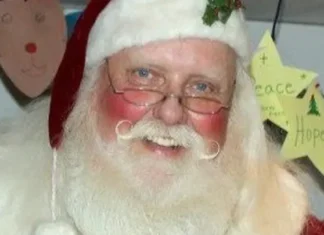 ‘Santa George’ of North Smithfield dies at age 73